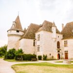 vue extérieure du chateau de Bridoire Dordogne France